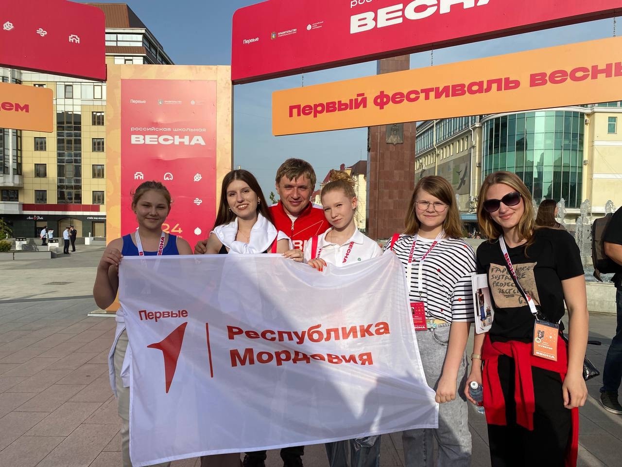 С 28 апреля по 2 мая ученица 11А класса Мария Игнатова была в Ставрополе на II фестивале «Российская школьная весна»!.